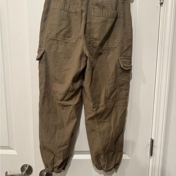 Madewell High-Rise Cargo Fatigue Pants - Picture 4 of 6